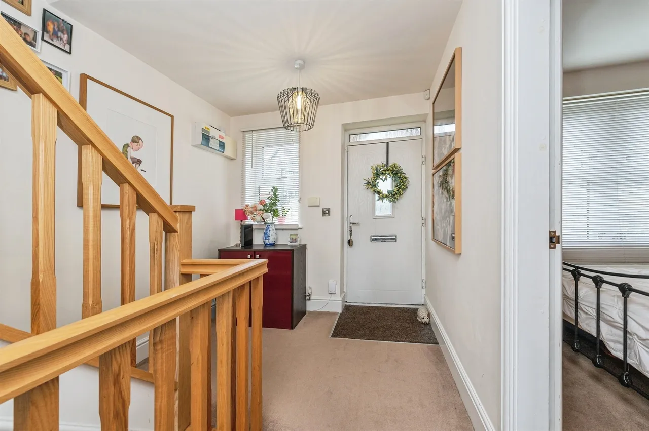 St. Georges Road, Scholes, HD9, photo 17