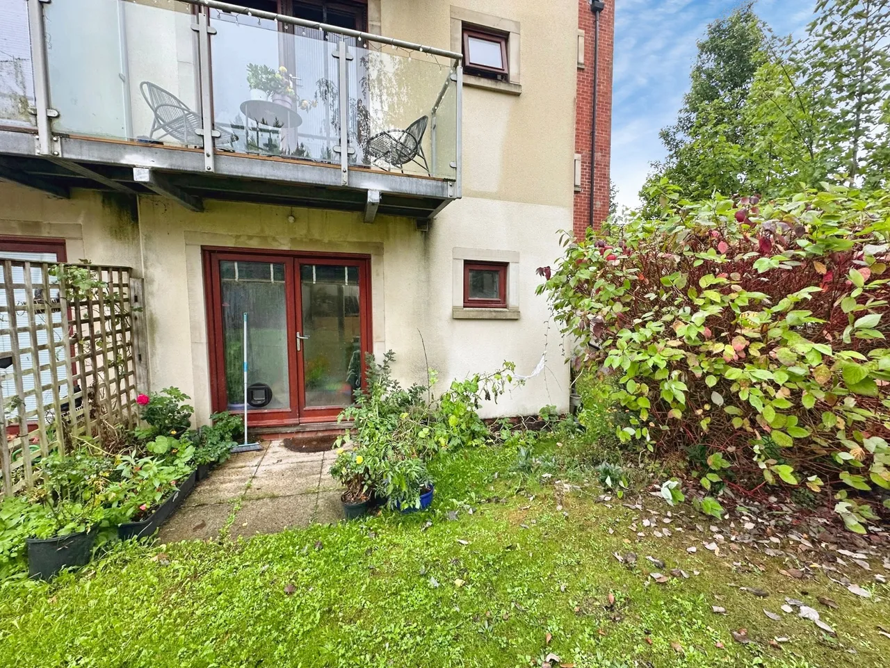 Easter Square, Basingstoke, RG24, photo 6