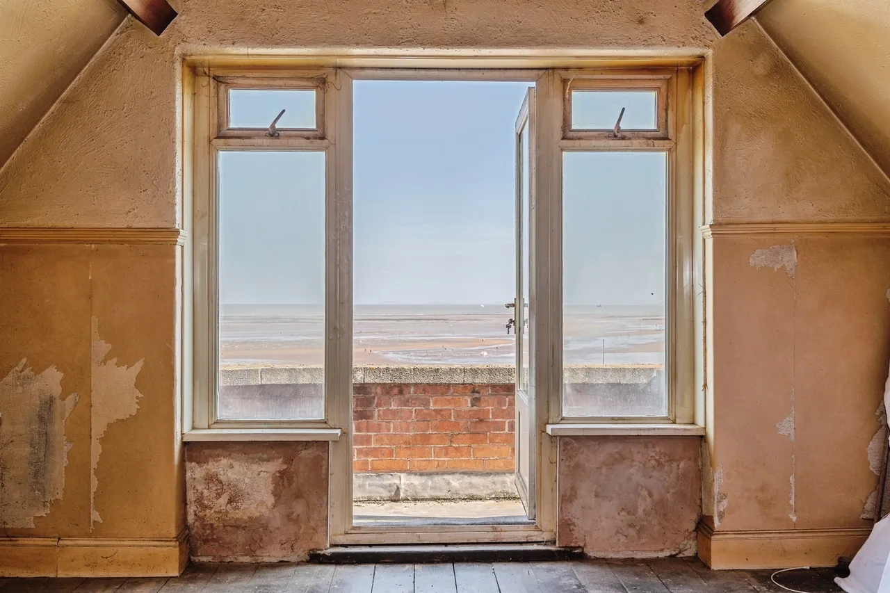 Metropole Court, Minehead, TA24, photo 9