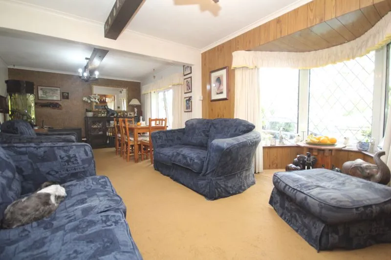 Southdene, Halstead, photo 12