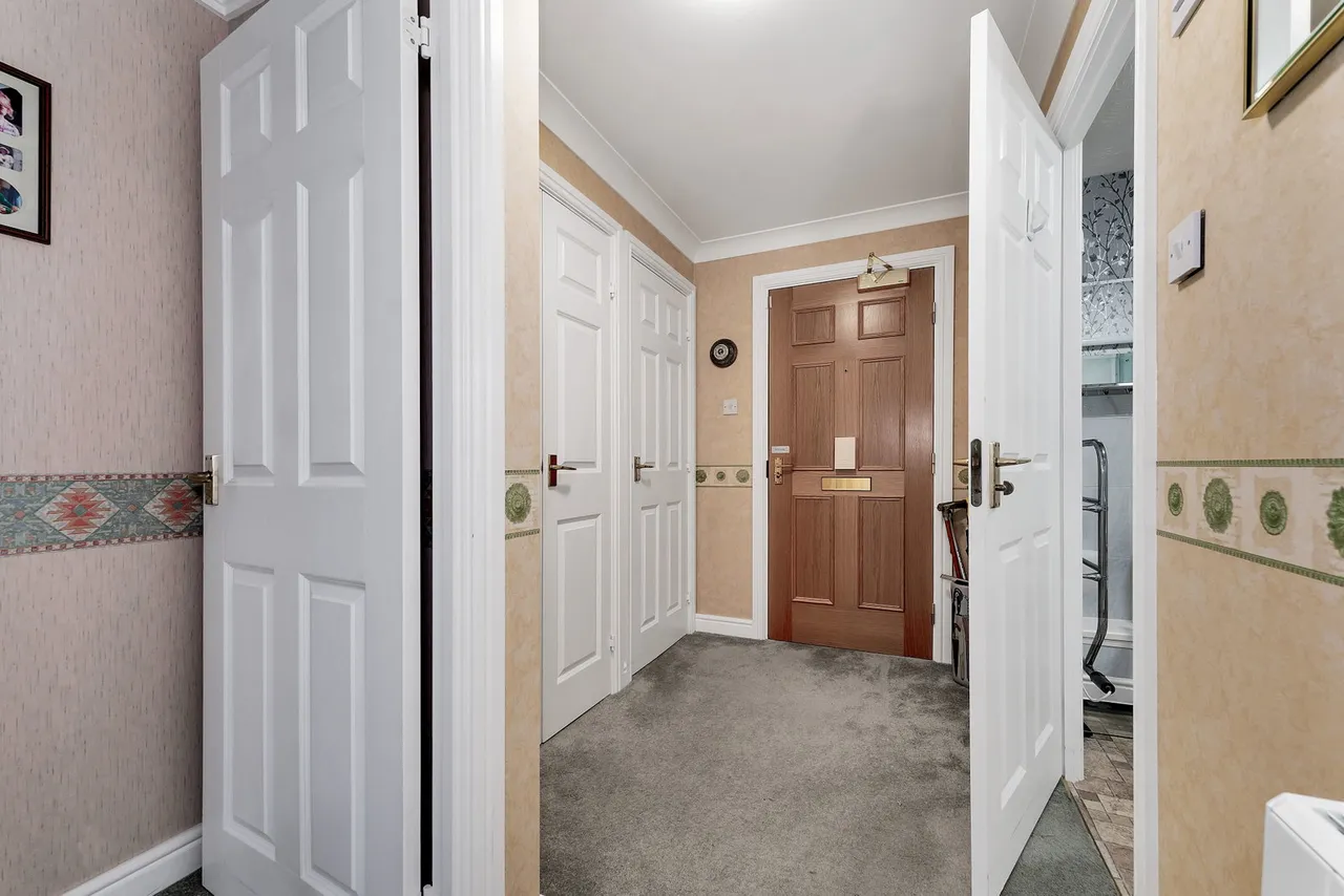Crosshall Road, Eaton Ford, St. Neots, PE19 7SR, photo 6