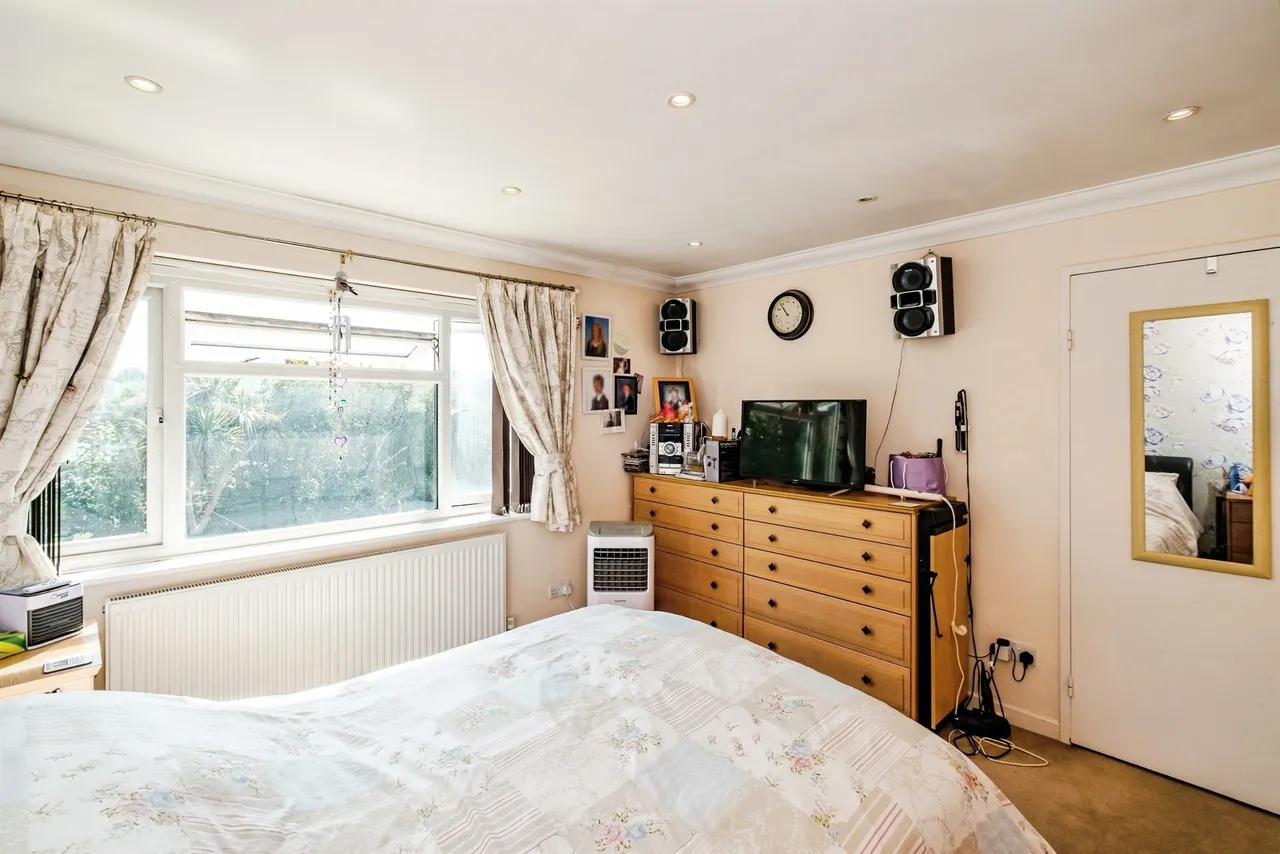Windrush Close, Worthing, BN13, photo 9