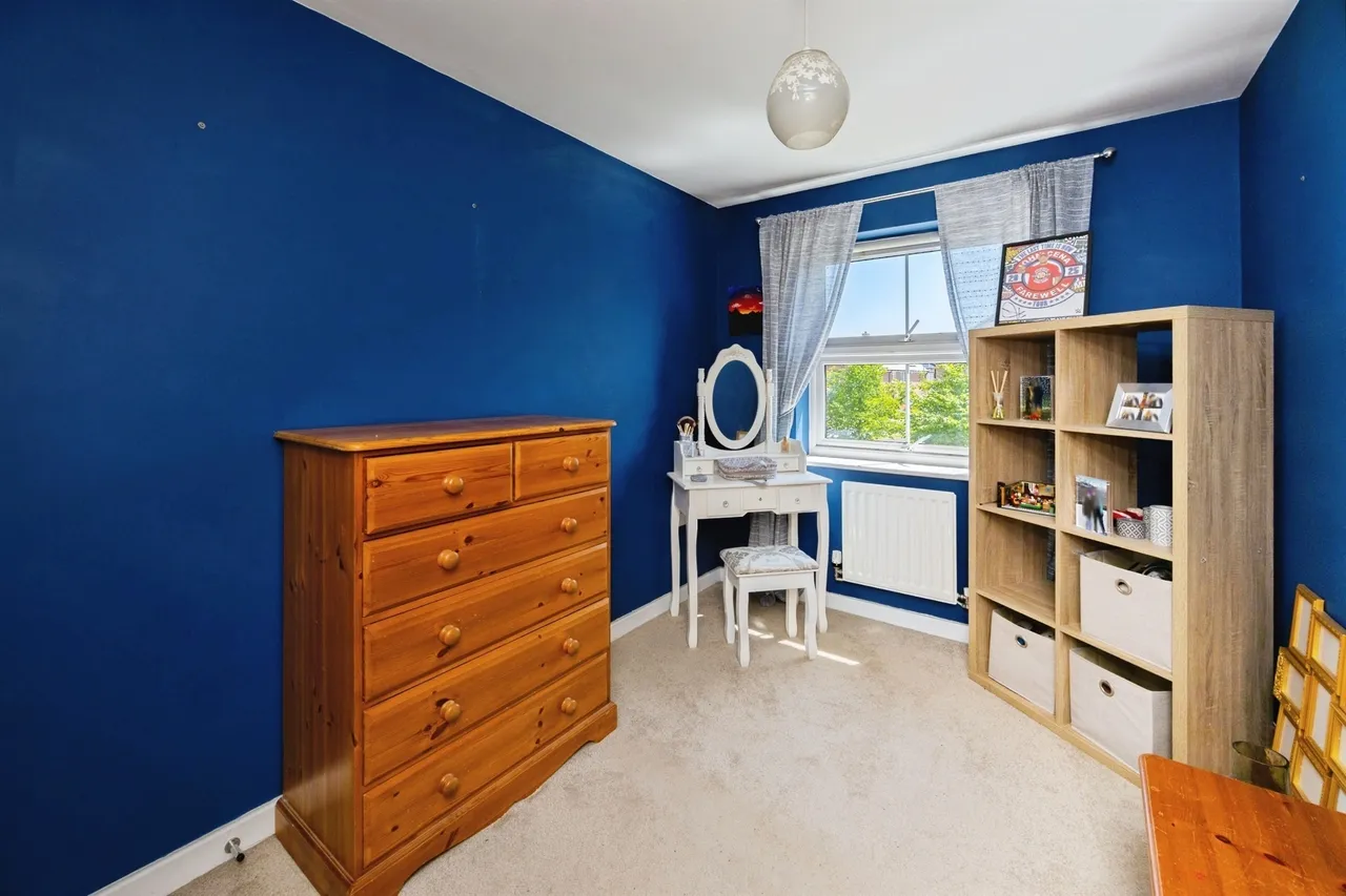 Starling Drive, Finberry, Ashford, photo 8