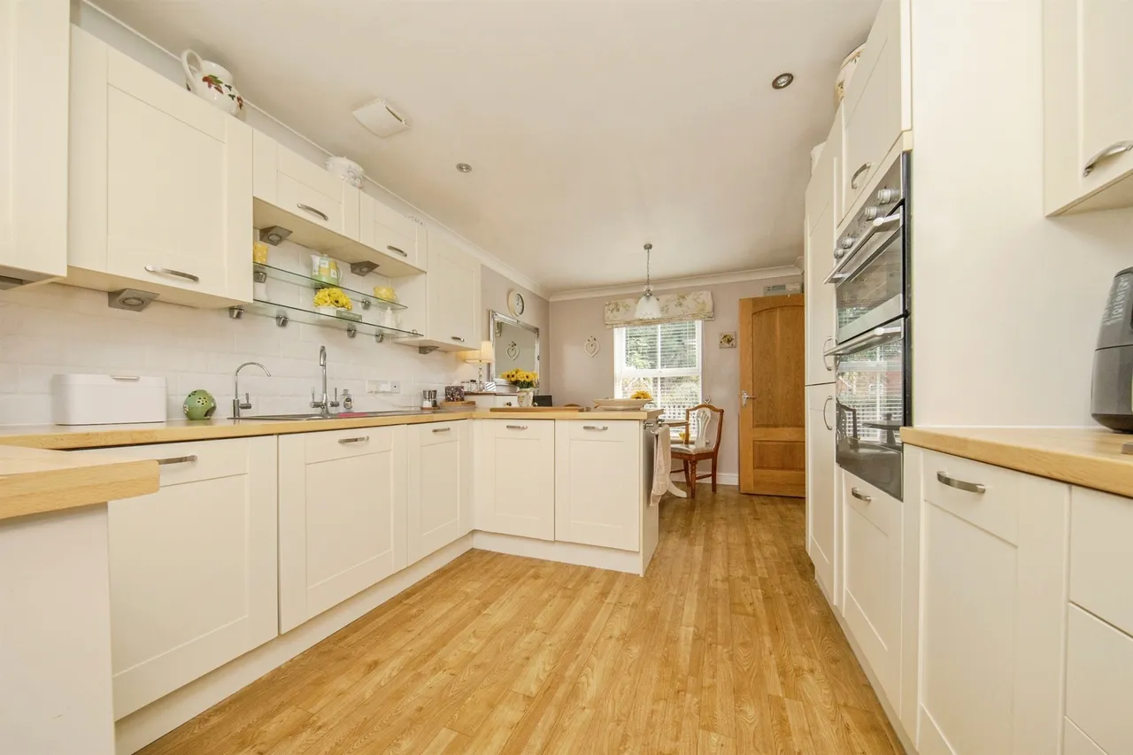 Mayhew Road, Rendlesham, IP12, photo 6