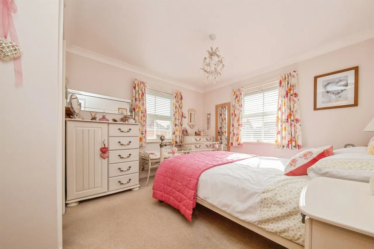 Mayhew Road, Rendlesham, IP12, photo 14