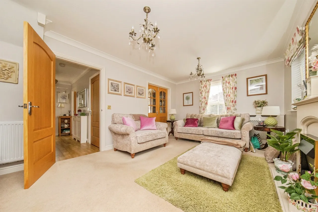 Mayhew Road, Rendlesham, IP12, photo 2