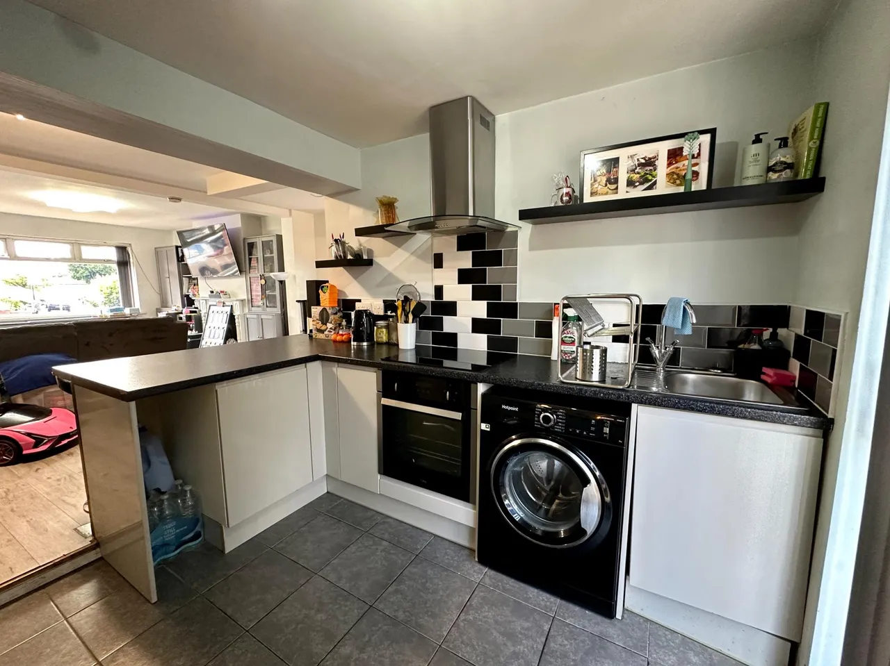 Heath Lane, West Bromwich, B71, photo 6
