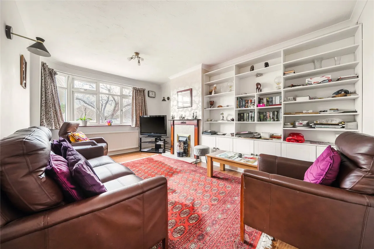 Lodge Crescent, Orpington, BR6, photo 2