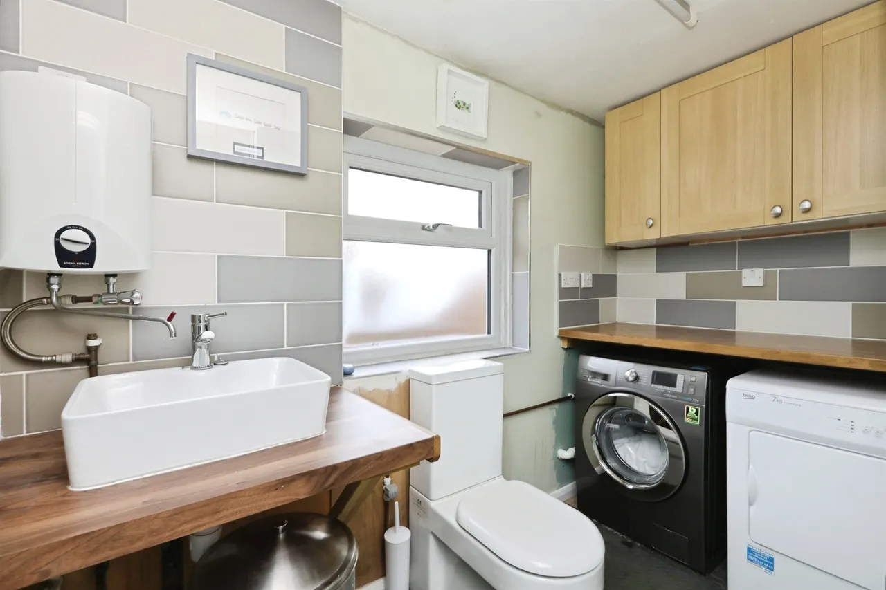 Long Lane, Carlton-In-Lindrick, Worksop, photo 10