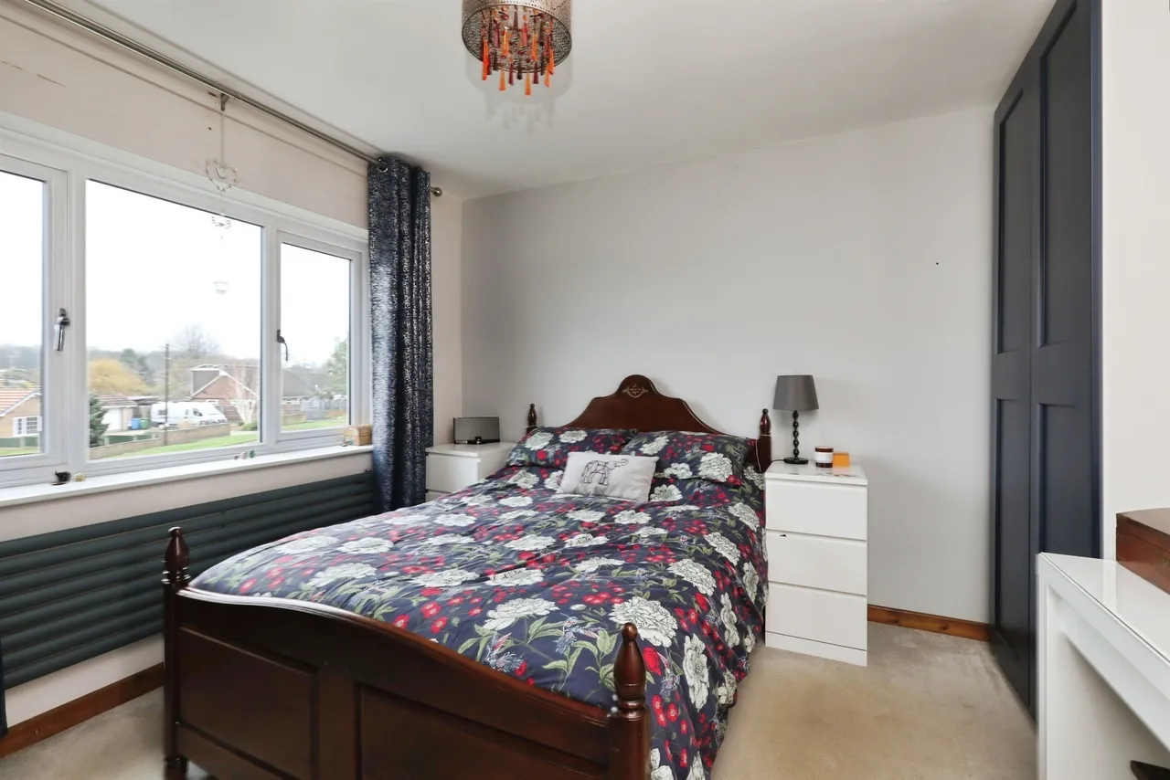 Long Lane, Carlton-In-Lindrick, Worksop, photo 12
