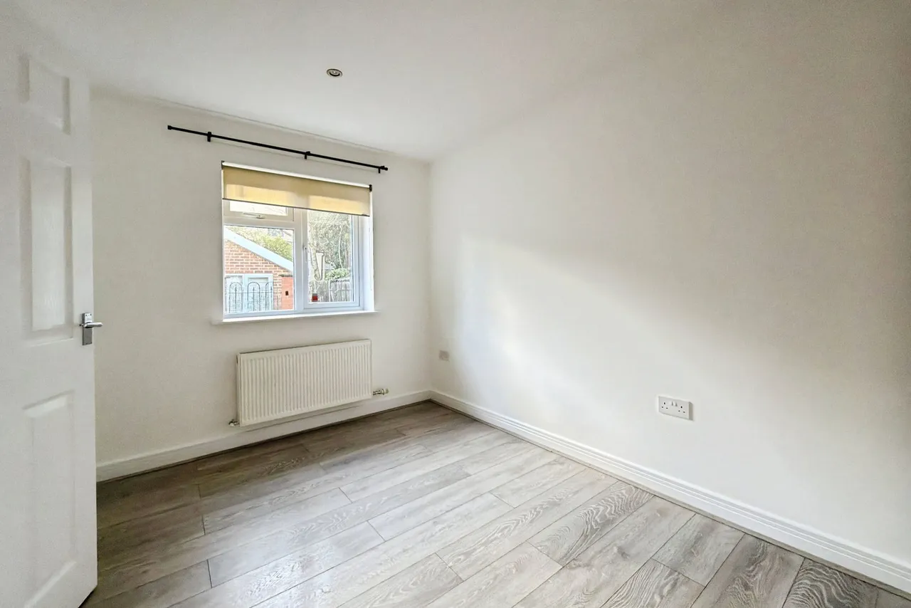 Brantwood Studios, rear of 44 Brantwood Road, Luton, LU1 1JJ, photo 5