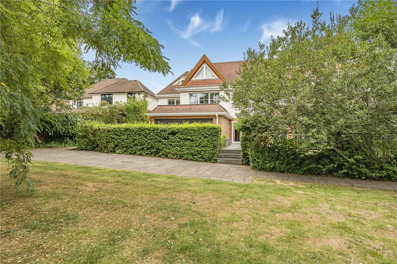 Totteridge Lane, London, N20 8DX, photo 12