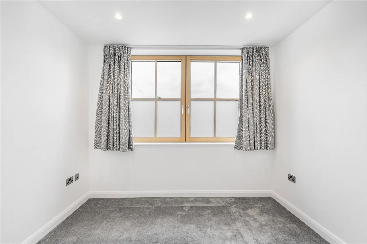 Totteridge Lane, London, N20 8DX, photo 23