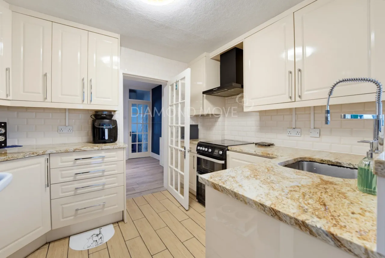 Grove Road, Hounslow, TW3 3PT, photo 21