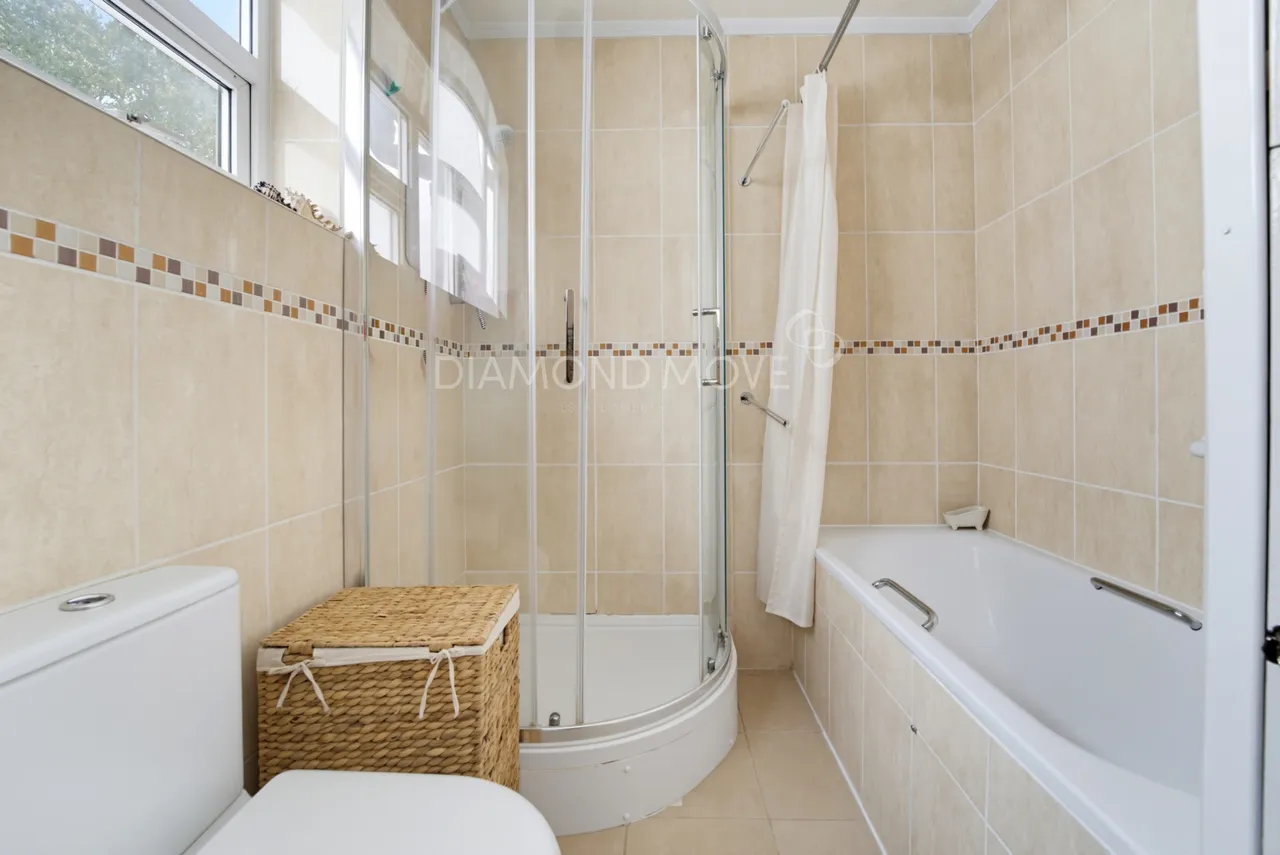 Grove Road, Hounslow, TW3 3PT, photo 12