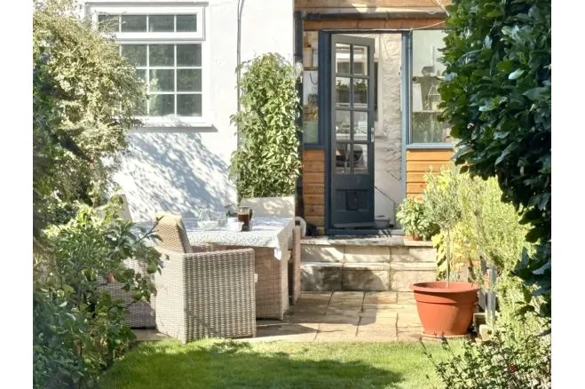 Lechlade Road, Faringdon, SN7, photo 13