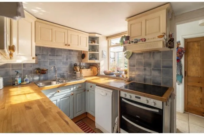 Lechlade Road, Faringdon, SN7, photo 10
