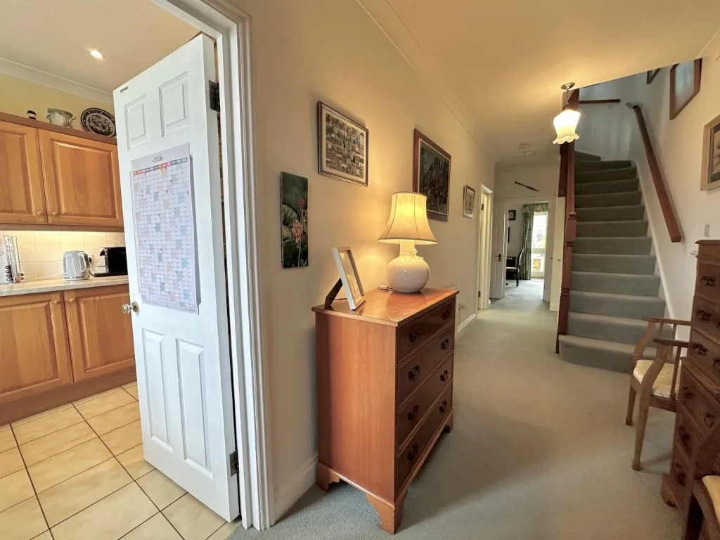 Beach Street, Deal, CT14, photo 11