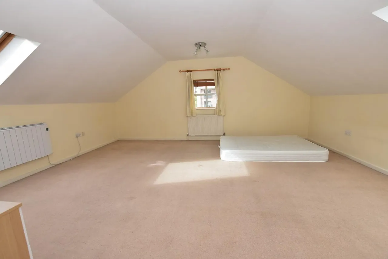 Camlough Walk, Chesterfield, S41, photo 6