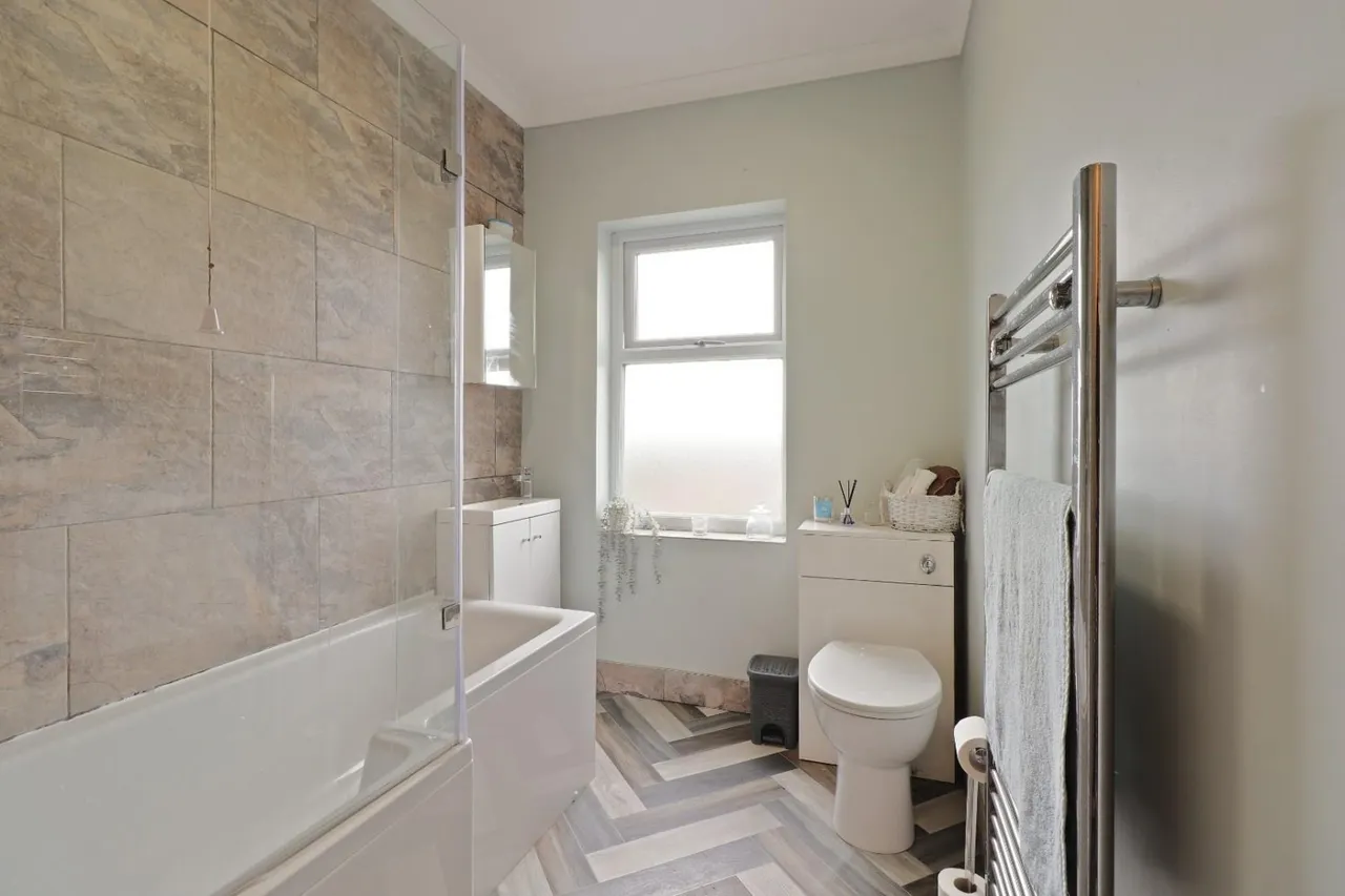 Egerton Road, Swallownest, Sheffield, photo 9