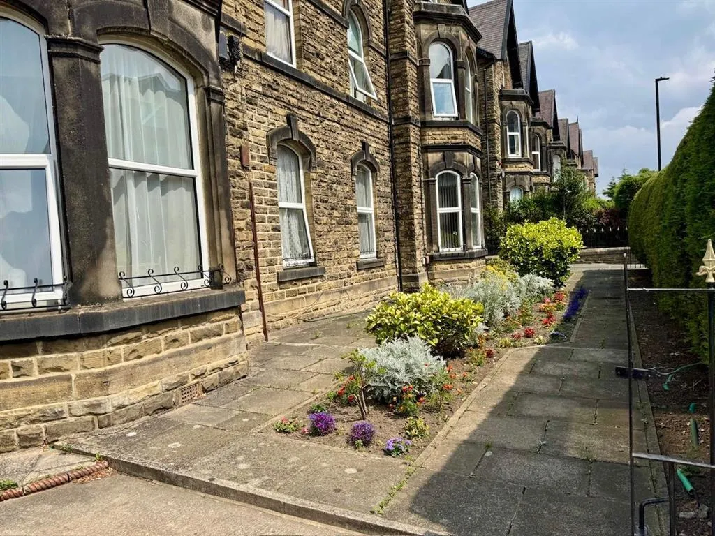 East Parade, Harrogate, photo 9