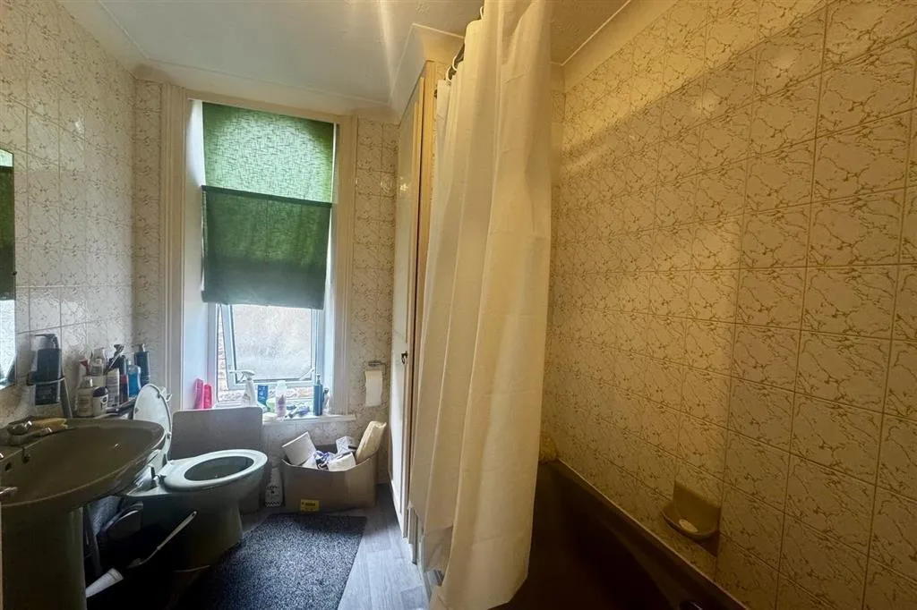 East Parade, Harrogate, photo 7