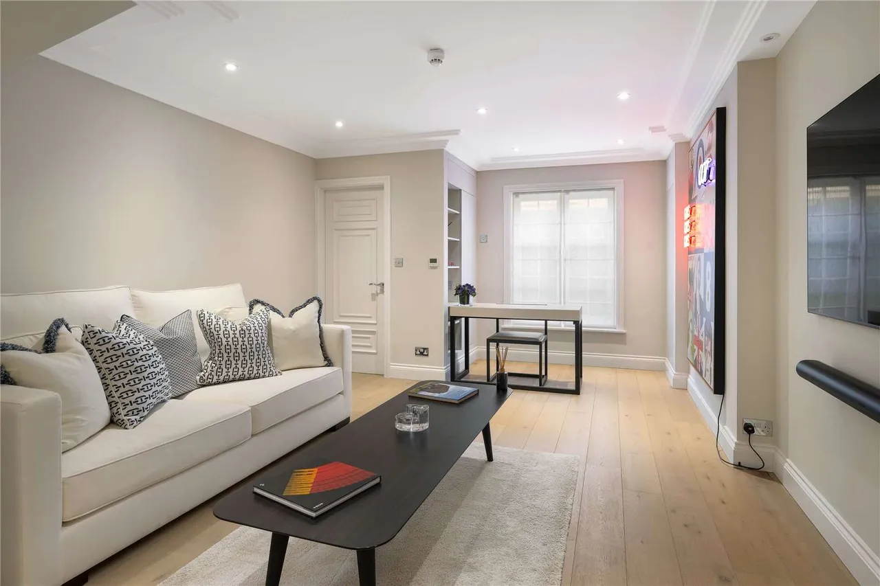 Graham Terrace, London, SW1W 8HN, photo 4