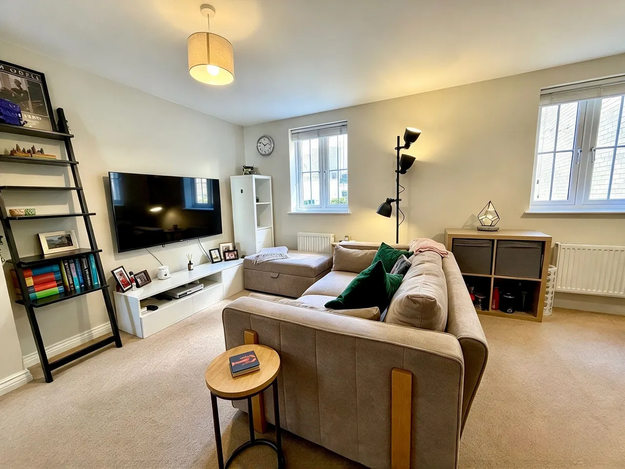 Endeavour Road, Swindon, SN3, photo 6