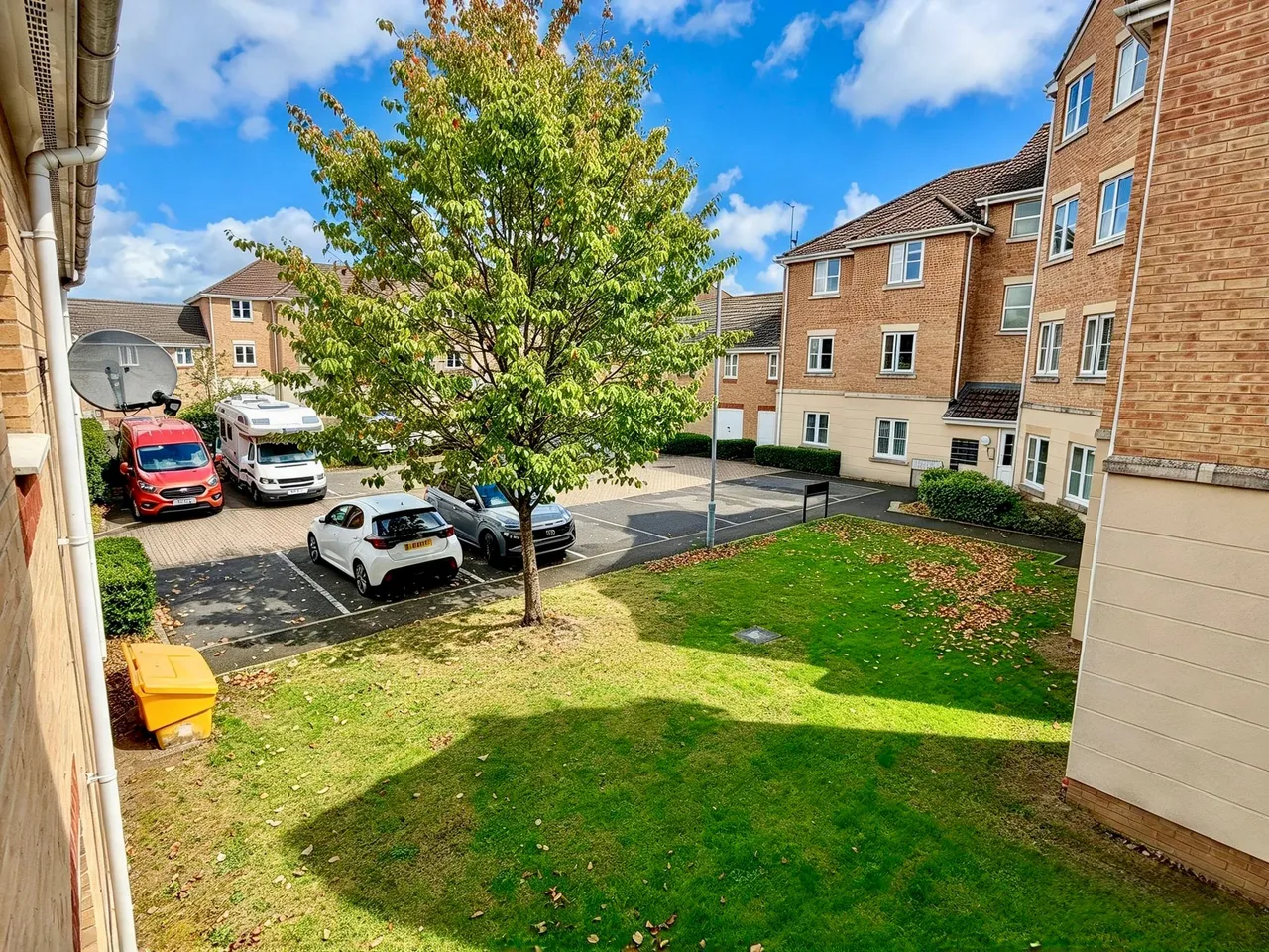 Endeavour Road, Swindon, SN3, photo 15