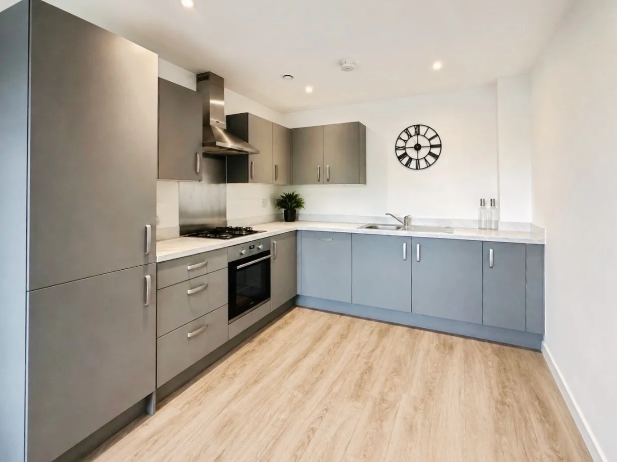 Moorfield Place, Farnborough, Hampshire, GU14 7JD, photo 3