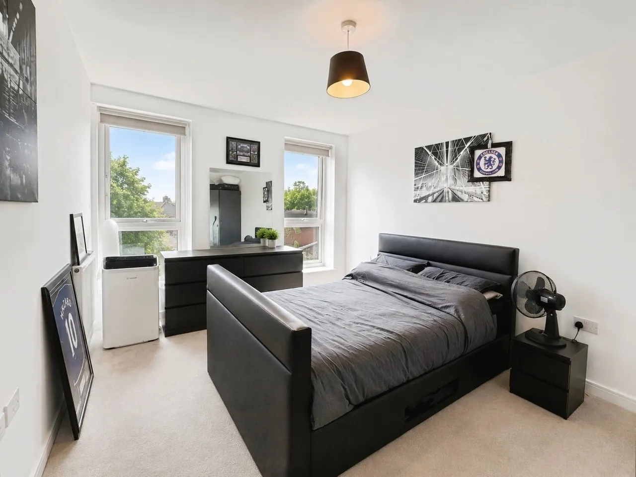 Moorfield Place, Farnborough, Hampshire, GU14 7JD, photo 5
