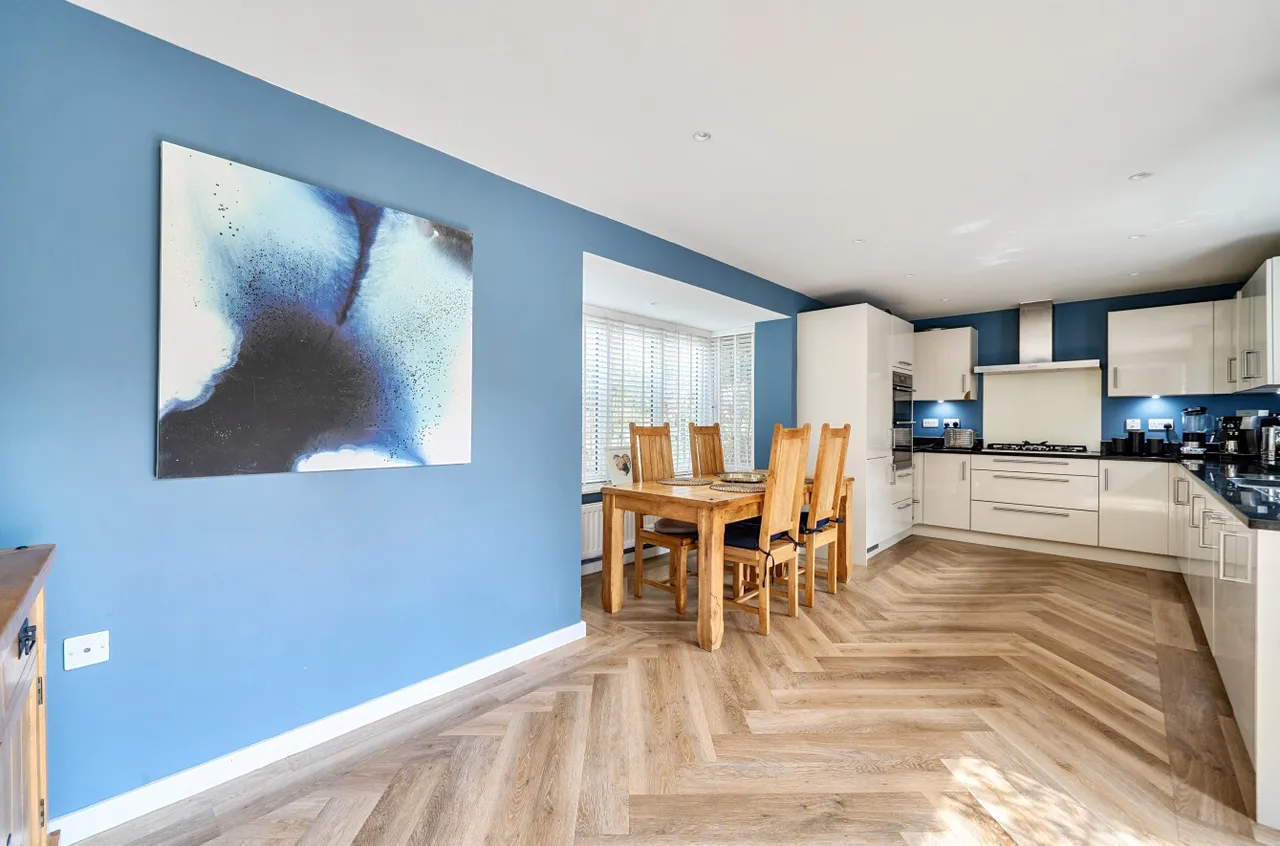 Buchanan Way, Binfield, Bracknell, Berkshire, RG42 4FE, photo 12