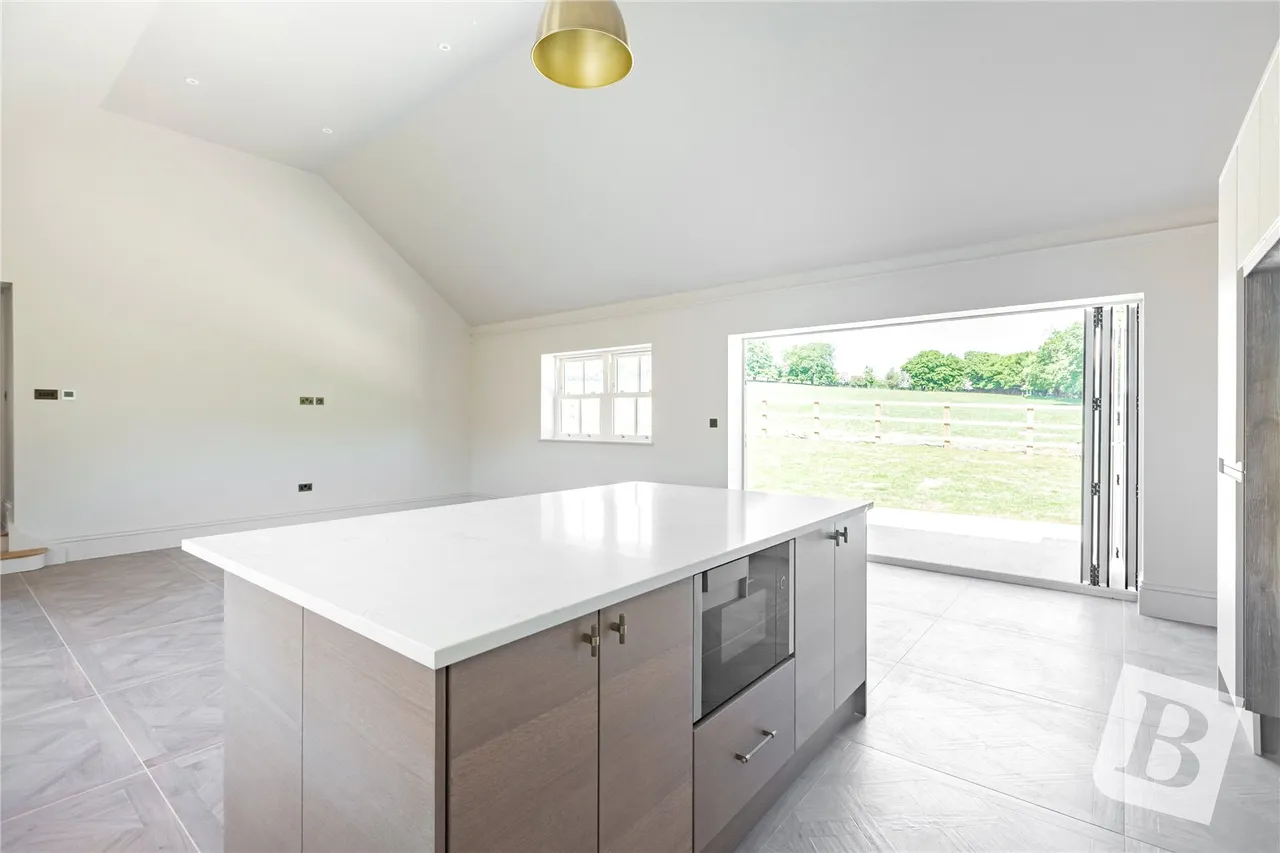Weald Park Way, South Weald, CM14, photo 11