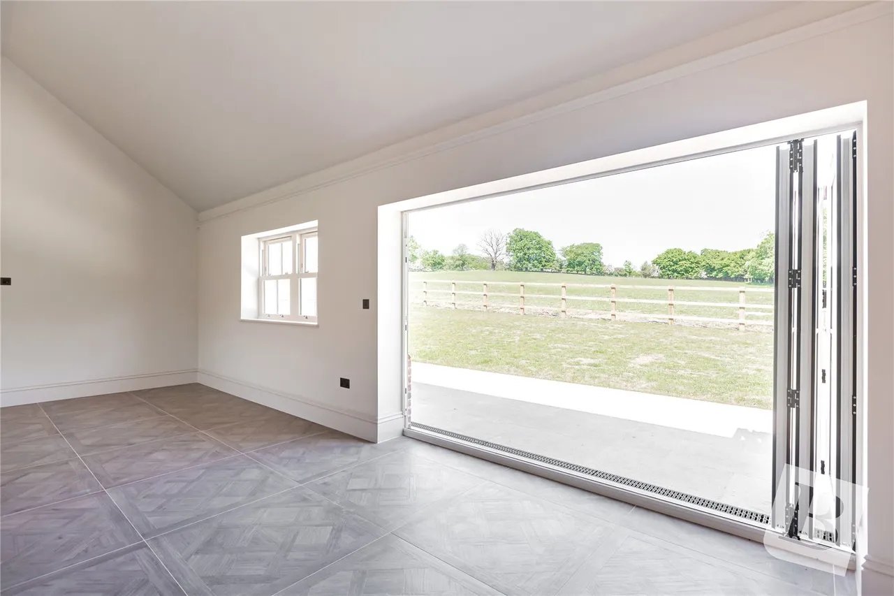 Weald Park Way, South Weald, CM14, photo 13