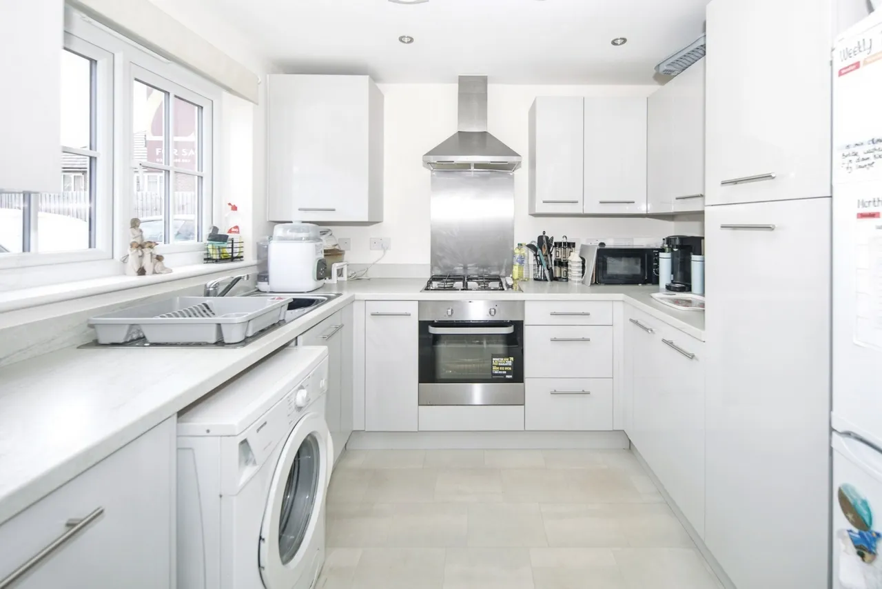Hadrian Way, Nuneaton, CV11, photo 2
