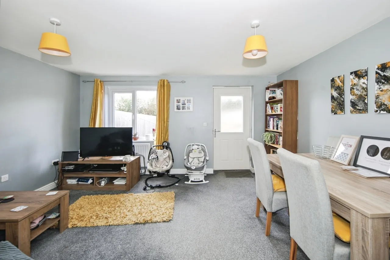 Hadrian Way, Nuneaton, CV11, photo 3