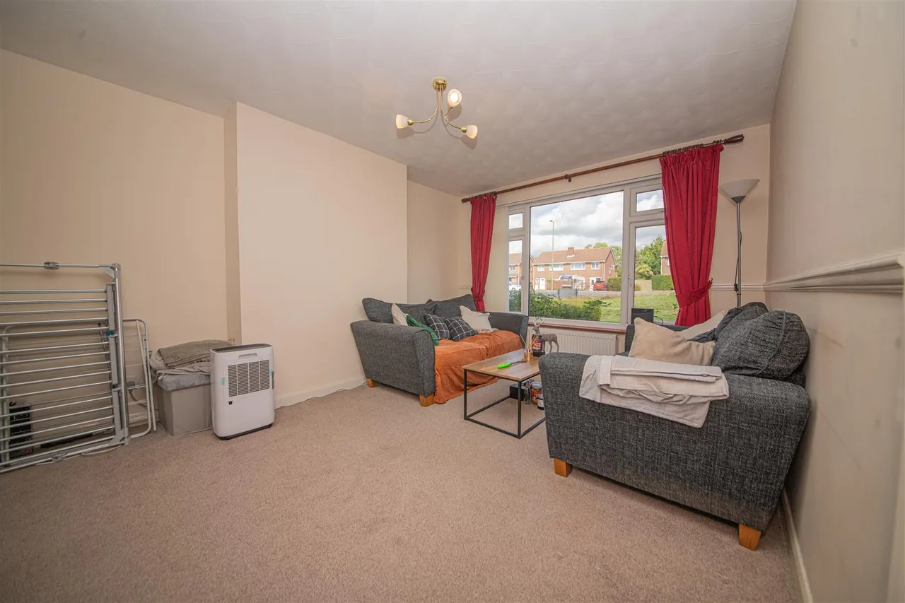 Eastleigh Road, Fair Oak, Eastleigh, Hampshire, SO50 7JD, photo 4