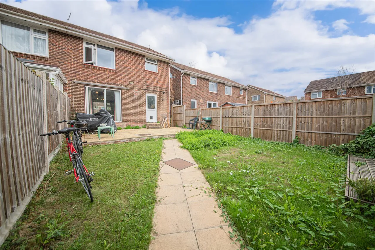 Eastleigh Road, Fair Oak, Eastleigh, Hampshire, SO50 7JD, photo 12