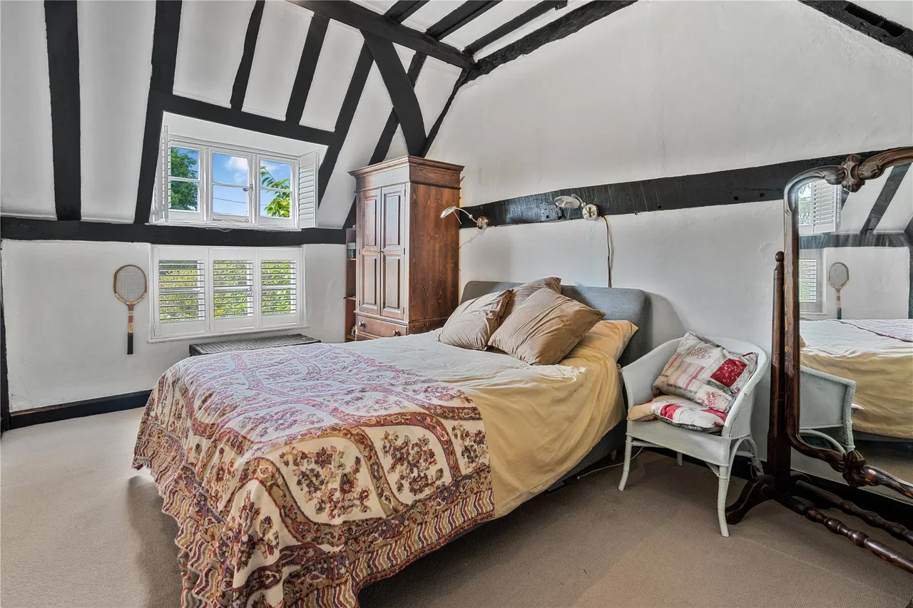 Guildford Road, West End, GU24, photo 13