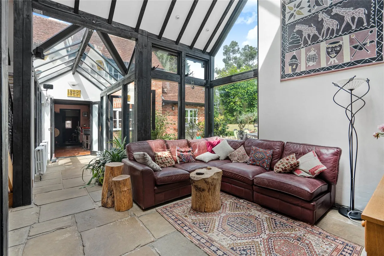 Guildford Road, West End, GU24, photo 17