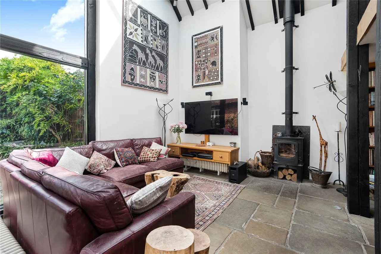 Guildford Road, West End, GU24, photo 16