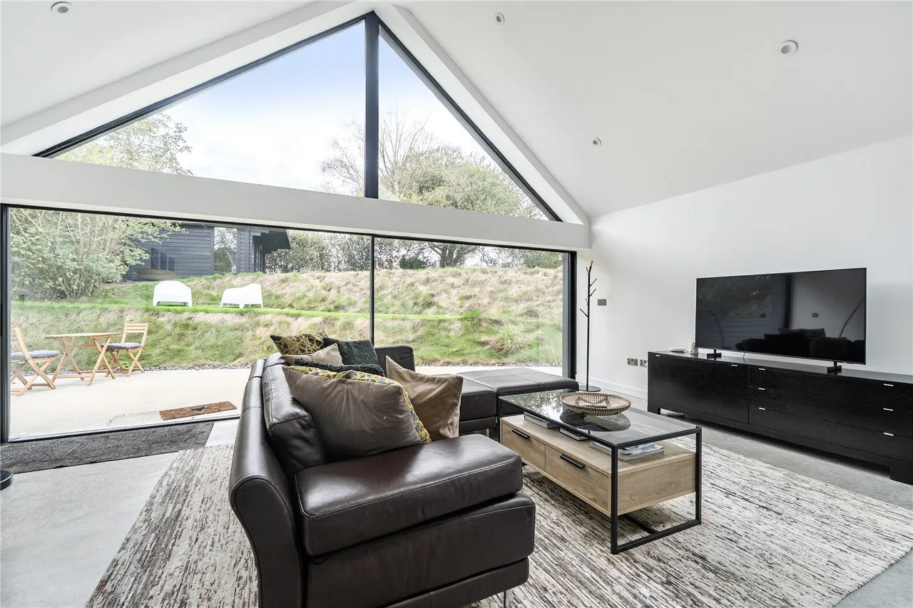 Bluehouse Lane, Saltwood, CT21, photo 47