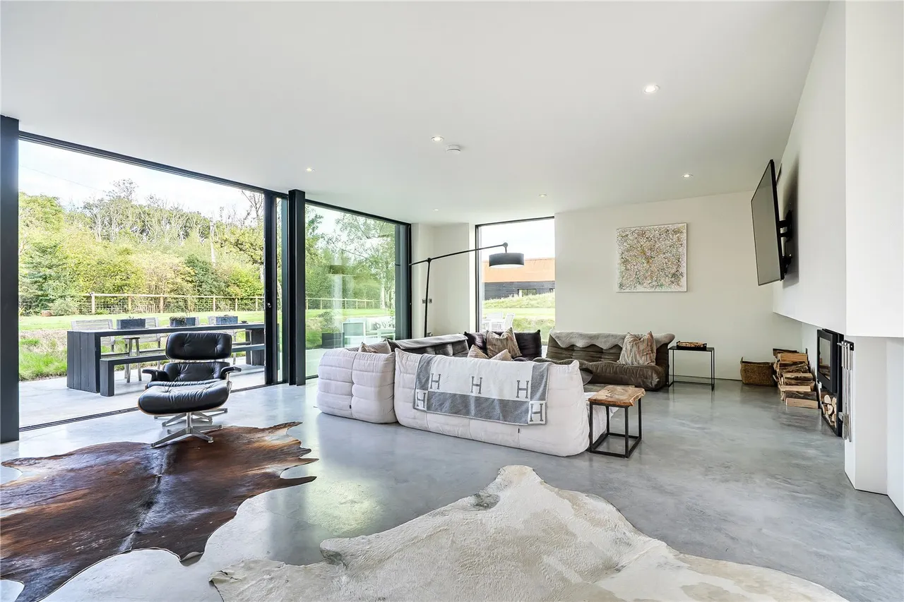 Bluehouse Lane, Saltwood, CT21, photo 36