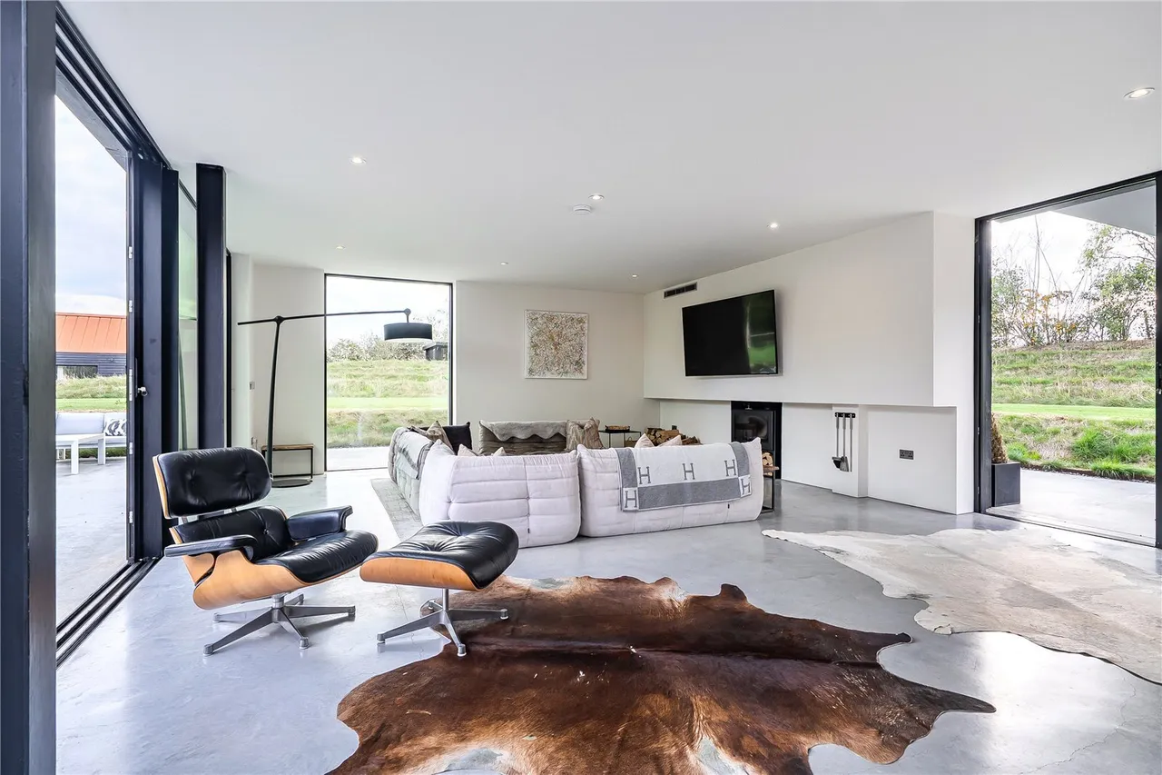Bluehouse Lane, Saltwood, CT21, photo 19