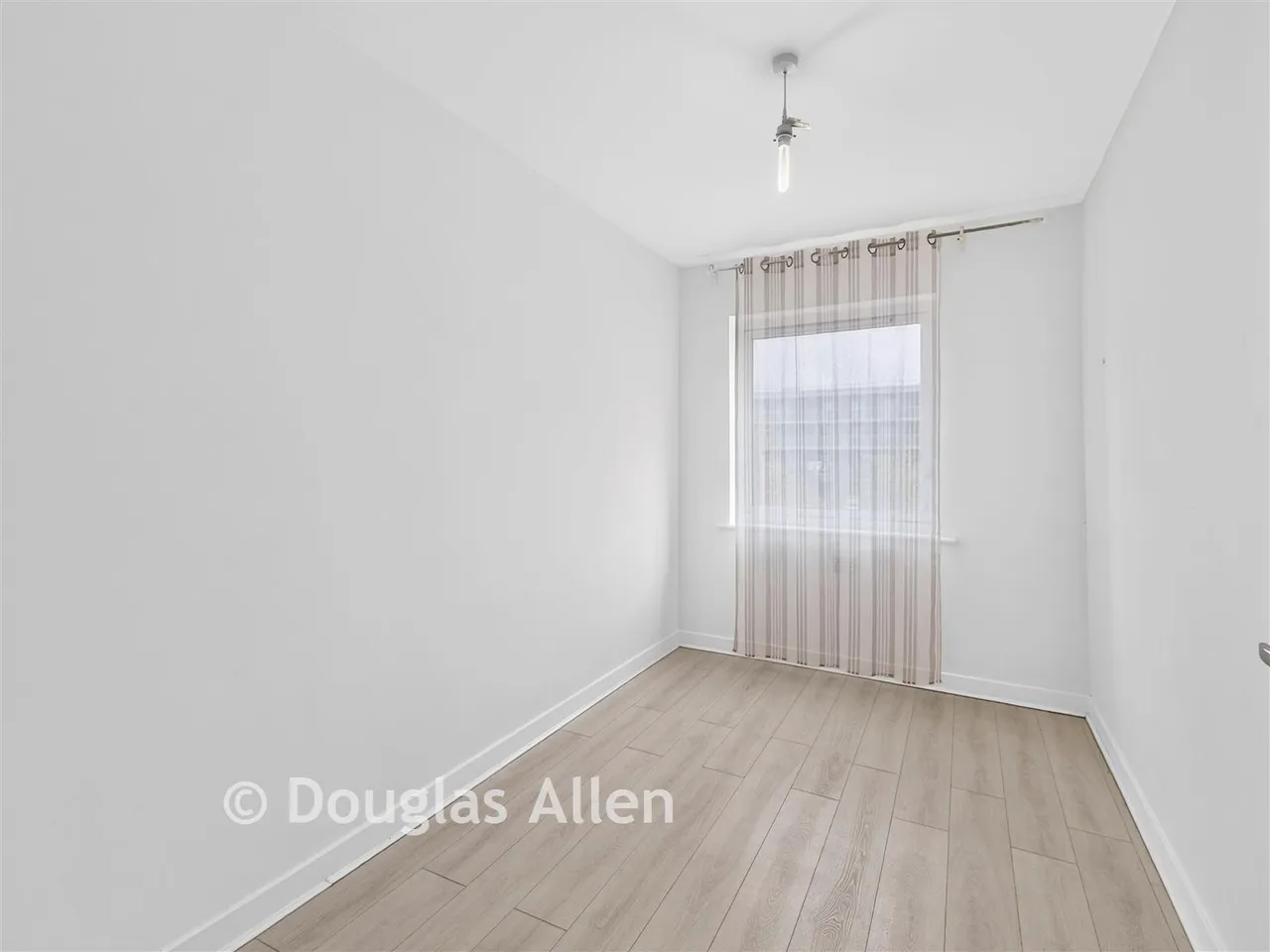Davey Gardens, Barking, IG11, photo 5