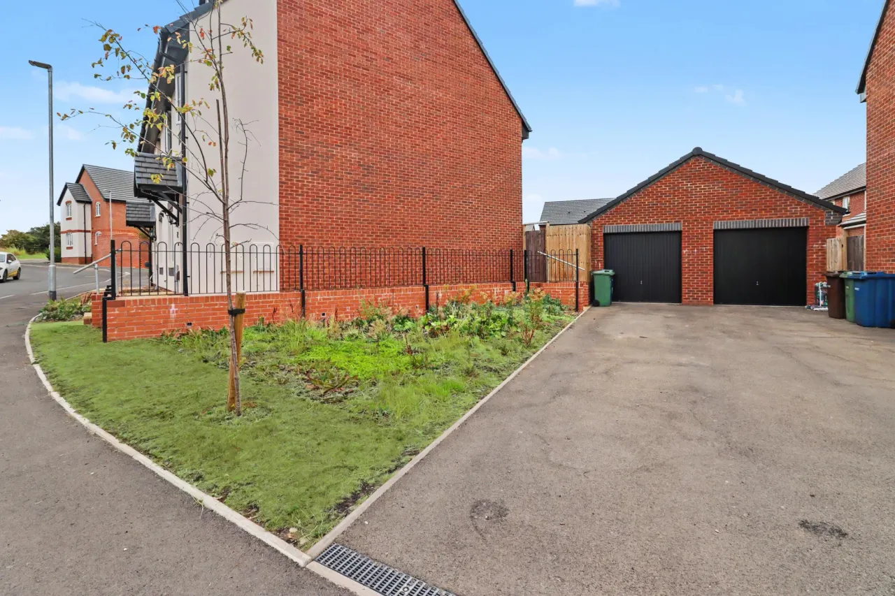 Orford Gardens, Stafford, photo 6