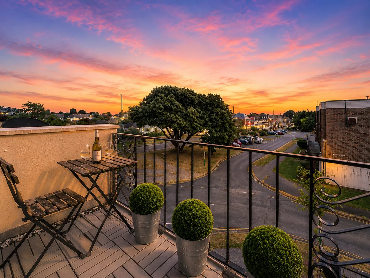 2 bed property for sale, Arundel Garden, Rustington, BN16