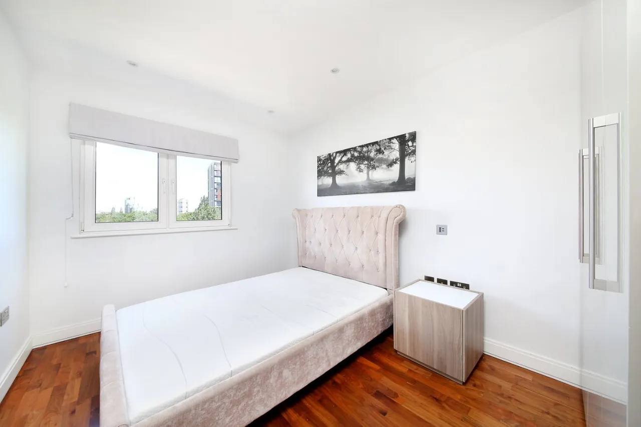 Holman Road, London, SW11, photo 5