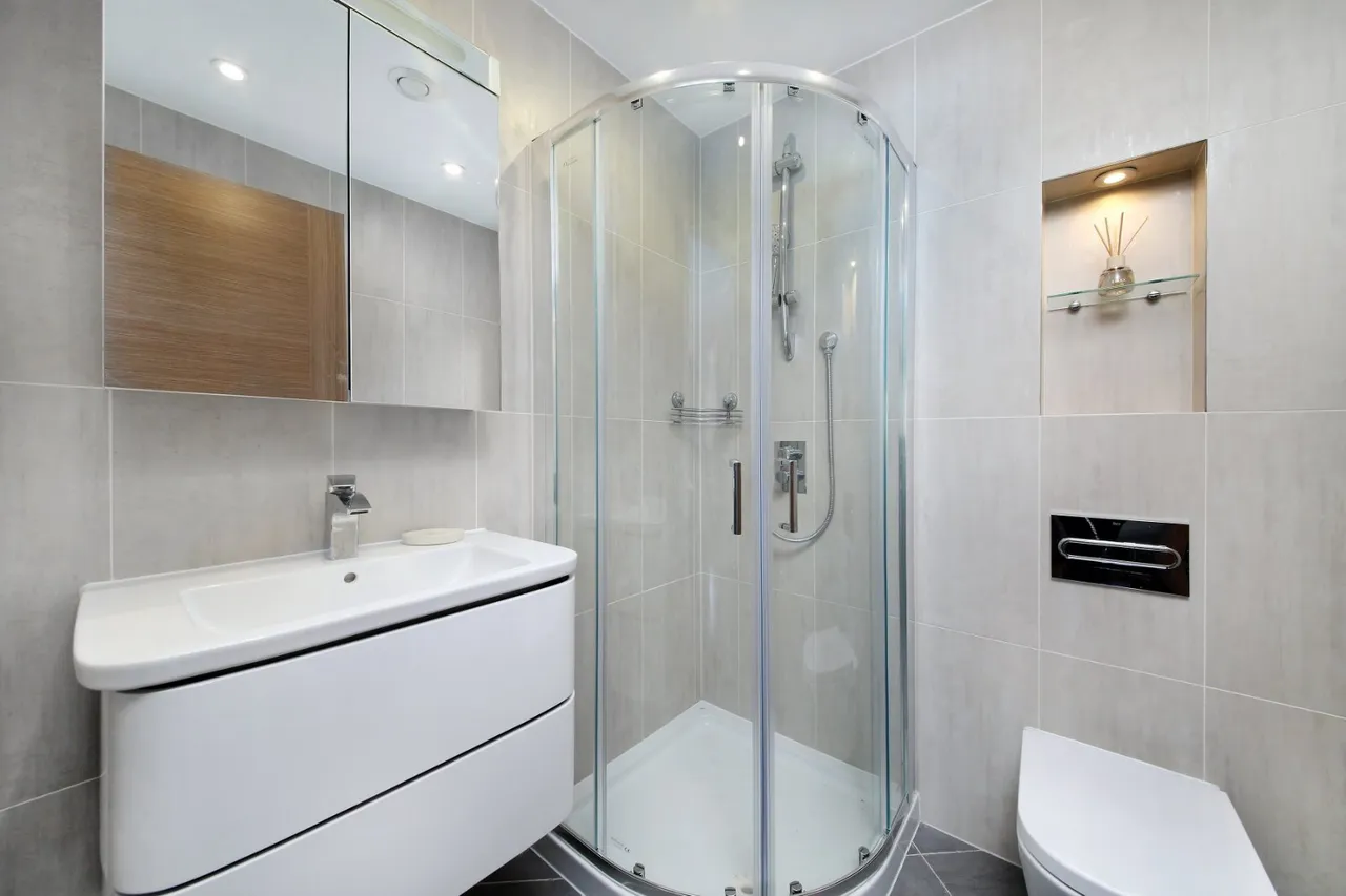 Holman Road, London, SW11, photo 9