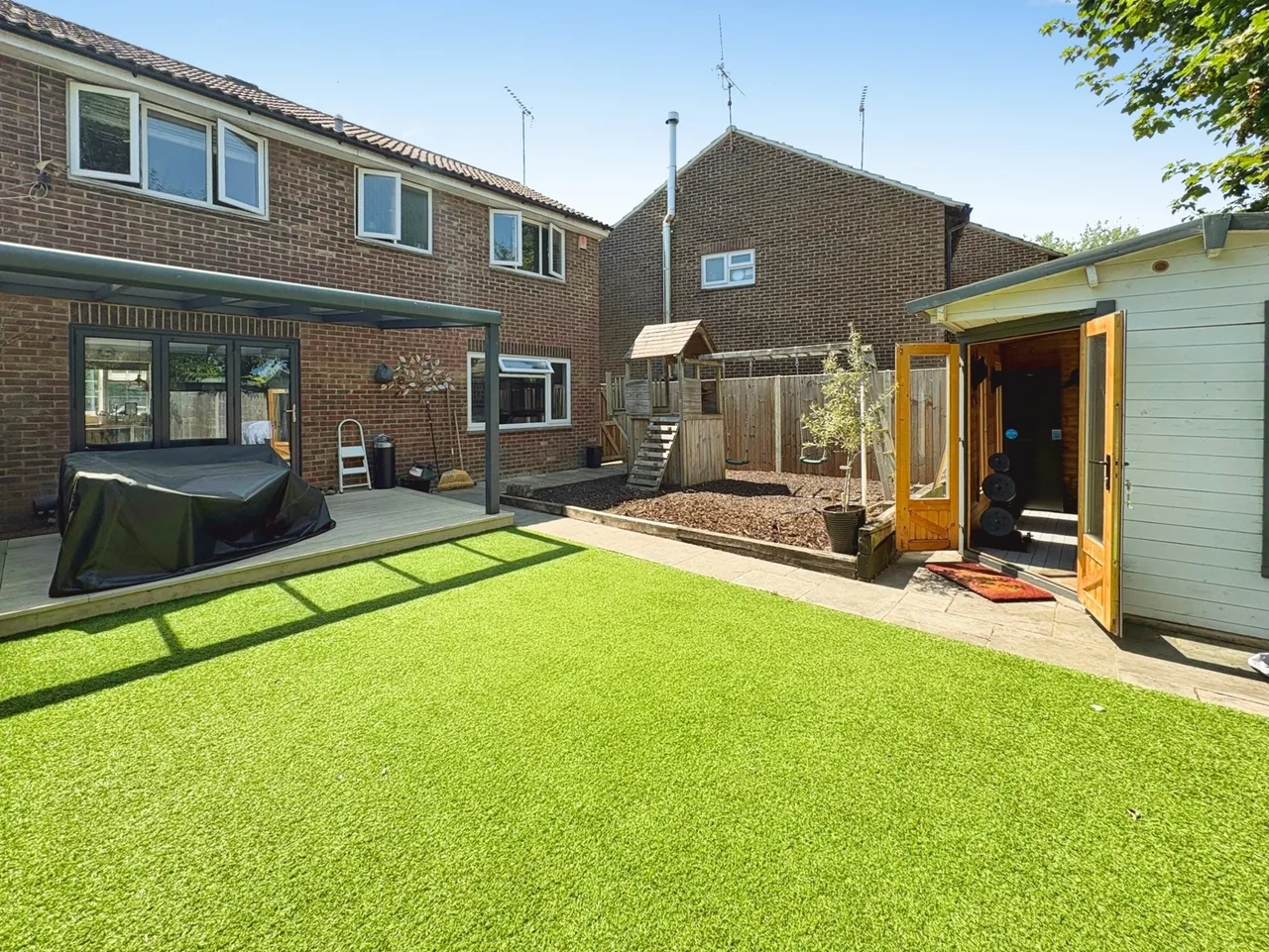 Scotland Farm Road, Ash Vale, Surrey, GU12 5JB, photo 12